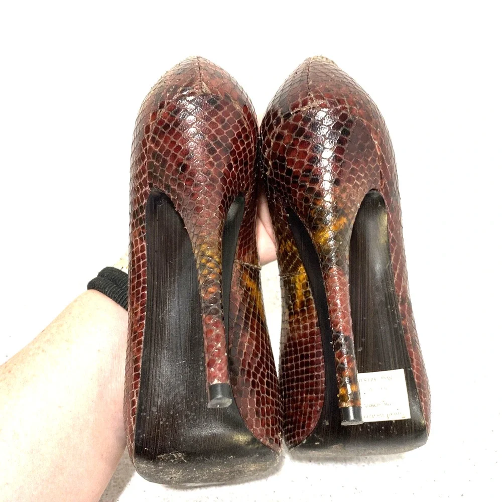 Stuart Weitzman 'Victoria' Brown Python high heel platform peep toe pumps US 9M